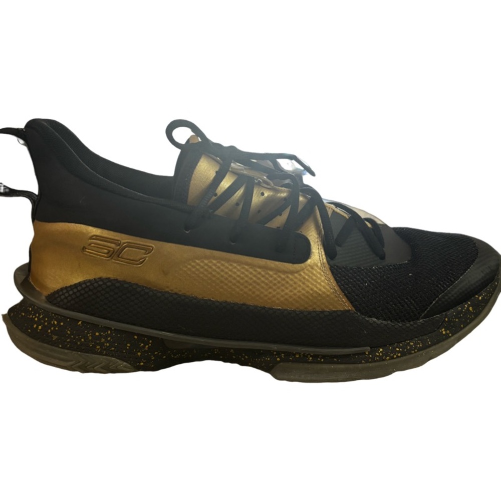 Under Armour "Curry NBA Finals 7" Black Metallic Gold 3023300-002 Men's Size 15
